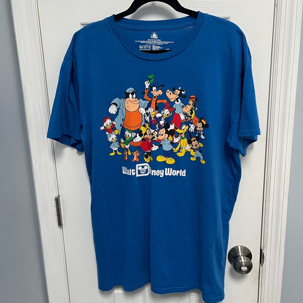 Walt Disney World Shirt Mens XL Blue Mickey Goofy All Retro Character Design